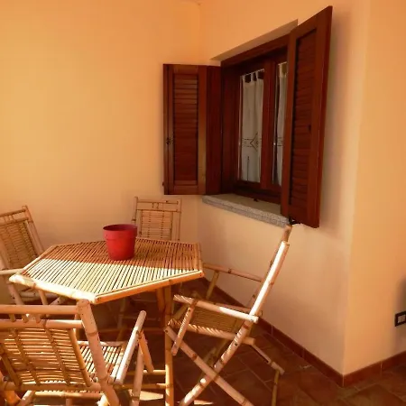 Locazione Turistica Casa Prato Apartment