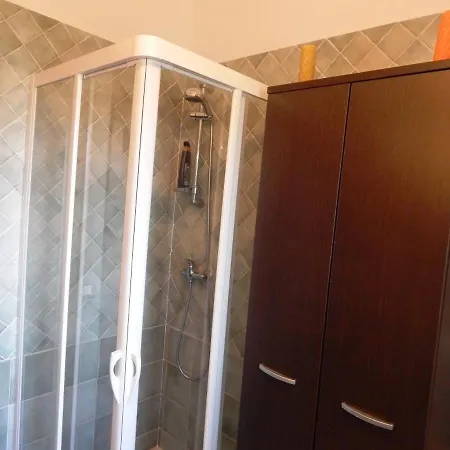 Locazione Turistica Casa Prato Apartment *