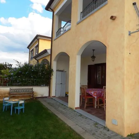Locazione Turistica Casa Prato Apartment *